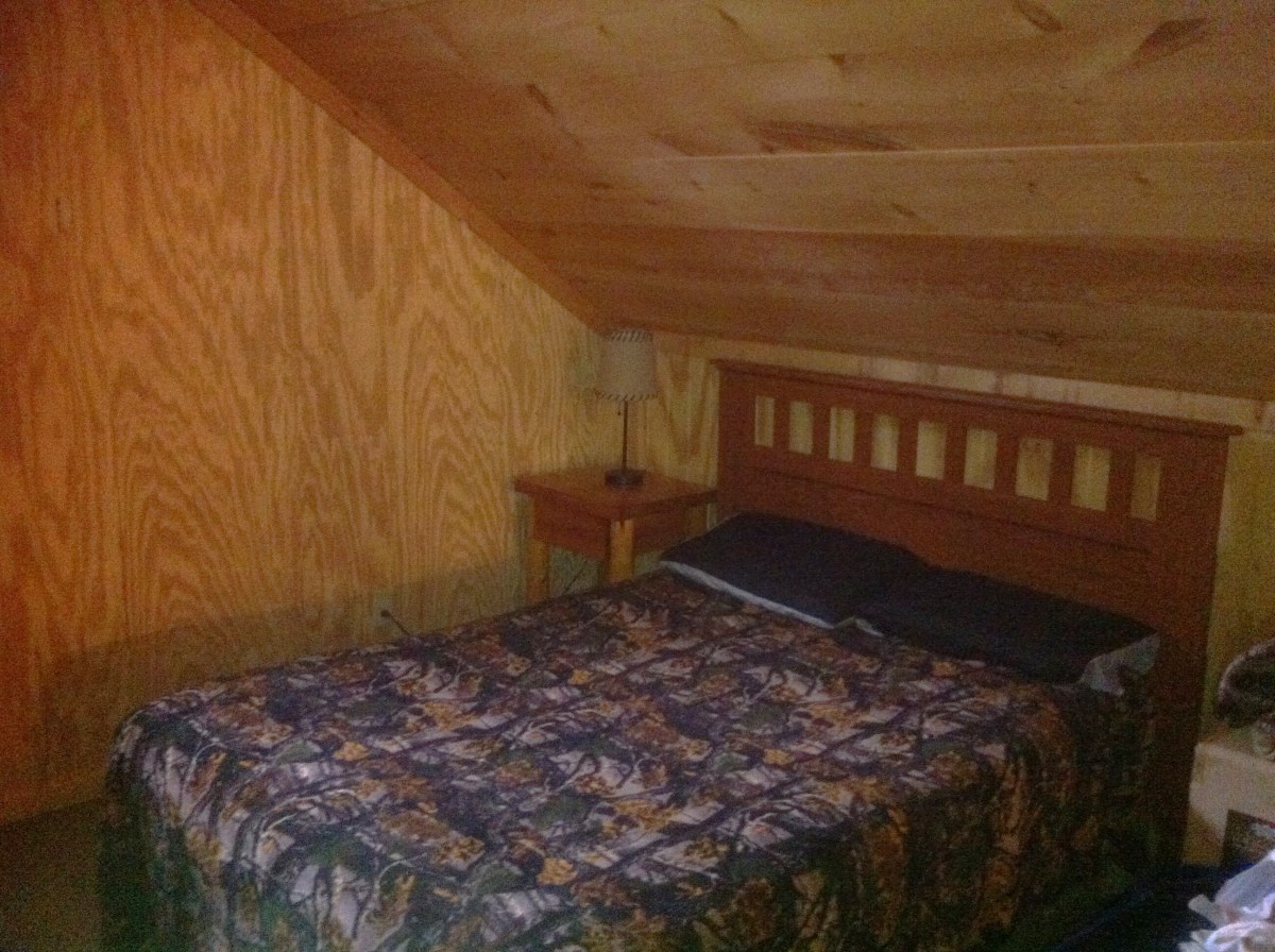 The double bed in the loft.
